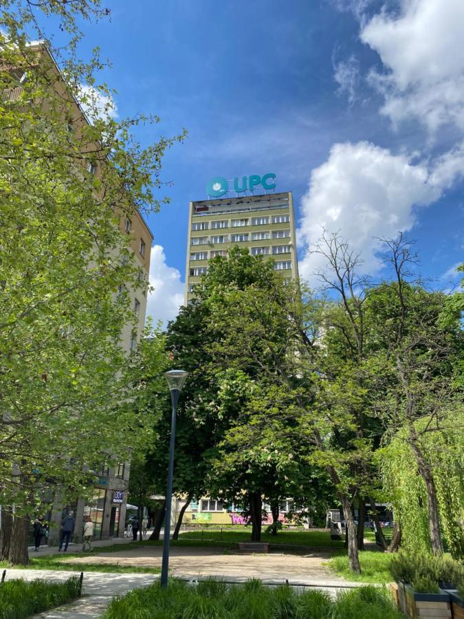 Sweet Life Apartment Next To Metro Station Warsaw Exterior photo